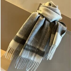 Women's Burberry Classic War Horse Scarf 32*180